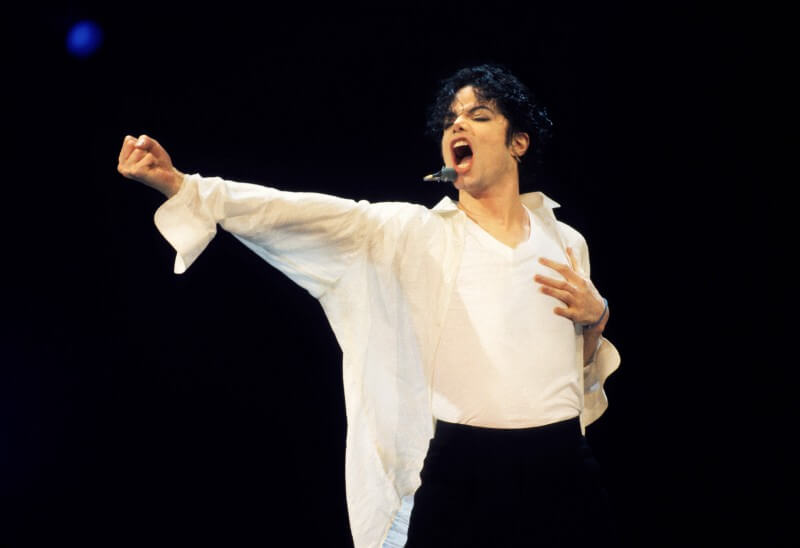 VARIOUS, VARIOUS - JUNE 25: Michael Jackson performs at the 12th Annual MTV Video Music Awards at Radio City Music Hall in New York City on September 7, 1995. (Photo by Kevin Mazur/WireImage)