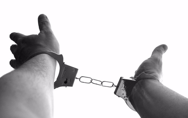 decriminalize drugs