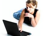 girllaptop_160x120