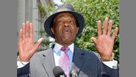 Marion Barry Blasts Asian Americans, then Apologizes