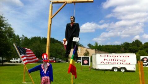 0bc45cdd_smush_o-OBAMA-EFFIGY-HUNG-570
