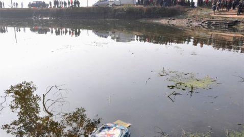 china van crash