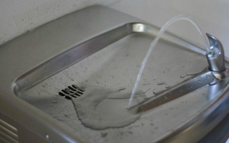 Schools Nationwide at Risk for High Lead Levels Schools Nationwide at Risk for High Lead Levels