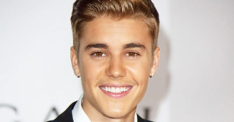 Justin Bieber Accused of Plagiarizing “Sorry” Justin Bieber Accused of Plagiarizing “Sorry”