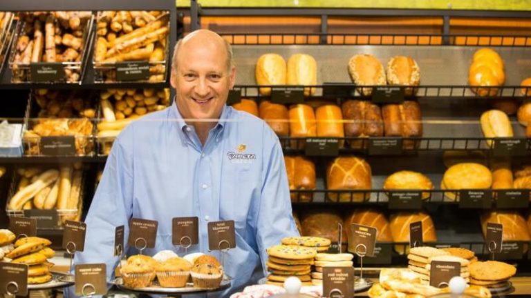 Panera Sues Papa John’s for Hiring Former Panera Executive