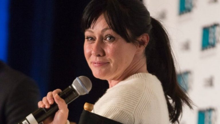 Shannen Doherty Settles Health Insurance Lawsuit with Ex-Manager Shannen Doherty Settles Health Insurance Lawsuit with Ex-Manager