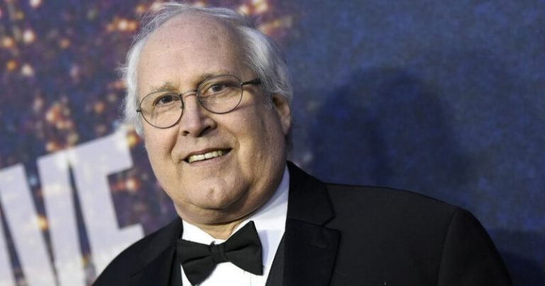 Chevy Chase Enters Rehab Center