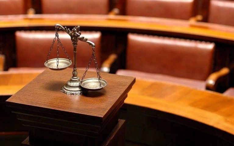 15 Reasons Why Being a Litigator Is Not a Good Choice 15 Reasons Why Being a Litigator Is Not a Good Choice