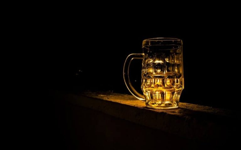 Study Reveals Lawyers Most Likely to be Alcoholics