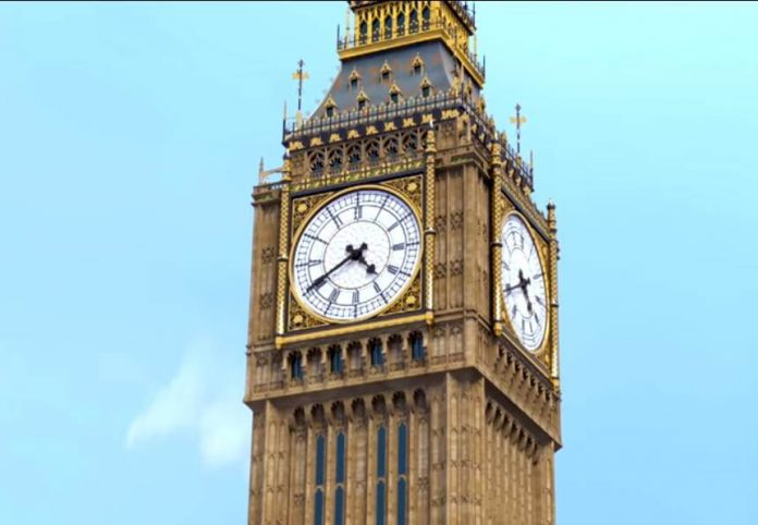 How does Big Ben keep accurate time?
