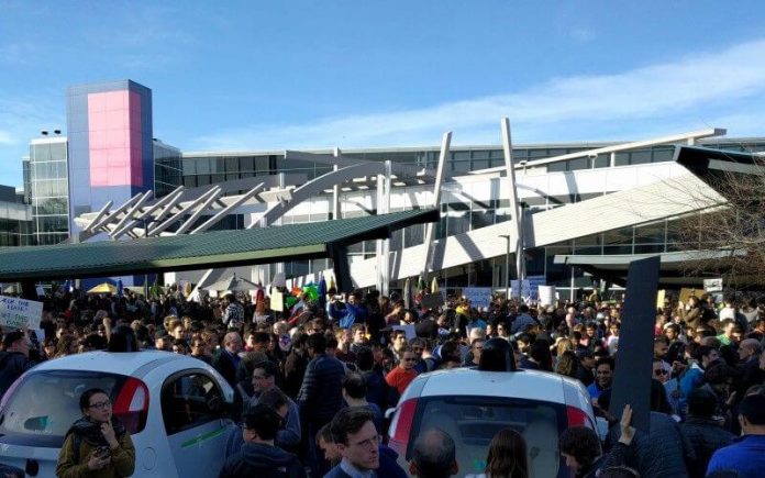 travel ban protest Google