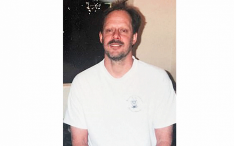 Las Vegas Shooter Looked at Hotel Rooms in Chicago Overlooking Lollapalooza Las Vegas Shooter Looked at Hotel Rooms in Chicago Overlooking Lollapalooza