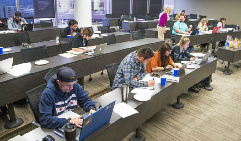 Arizona Summit Law School Reprimanded by ABA Over Financials Arizona Summit Law School Reprimanded by ABA Over Financials