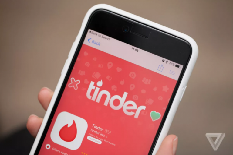 California Rules Tinder Plus Discriminated by Age