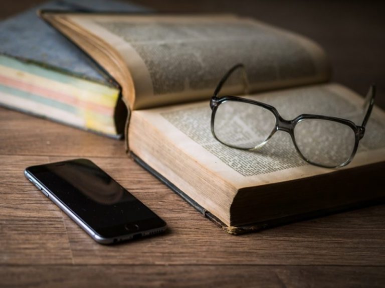 Should Law Firms Offer Smartphone Legal Advice?