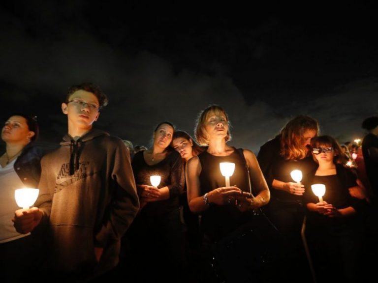 Florida Lawmakers Pass Stricter Gun Control Measures
