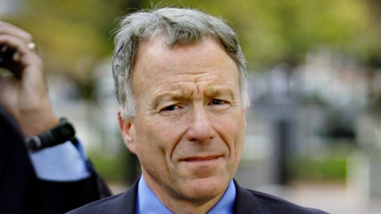 Trump Pardons Scooter Libby, Former Chief of Staff for VP Dick Cheney Trump Pardons Scooter Libby, Former Chief of Staff for VP Dick Cheney
