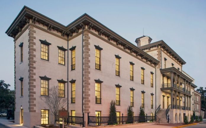Savannah Law