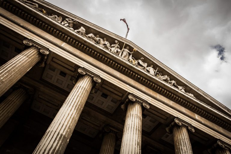 What is a Judicial Externship and How Can It Help Your Career?