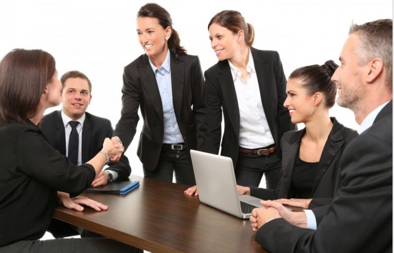 How Should You Negotiate a Law School Scholarship?