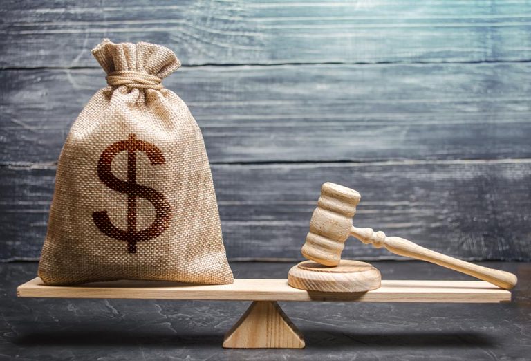 Davis Polk Adopts Modified Lockstep Partner Pay Model