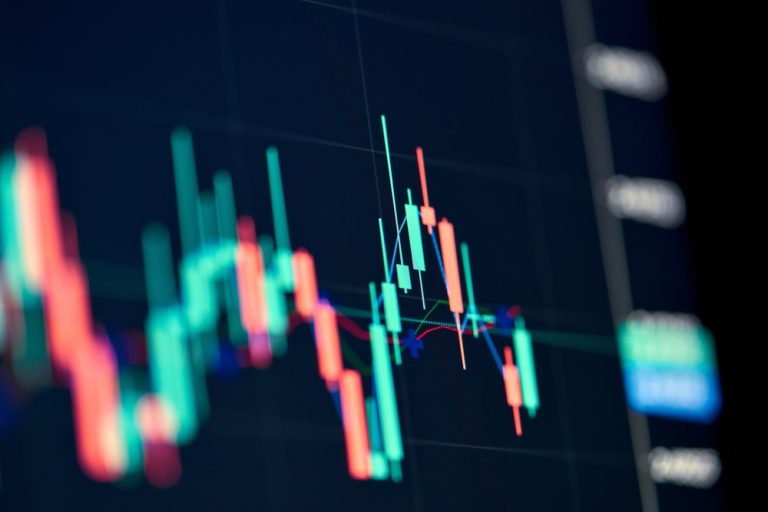 Wachtell Lipton Urges SEC to Strengthen Regulations Against Short Selling of Bank Stocks
