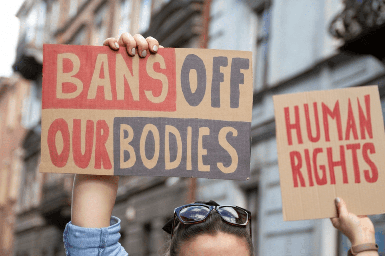 South Carolina Lawmakers Approve Controversial Six-Week Abortion Ban, Awaiting Governor’s Decision South Carolina Lawmakers Approve Controversial Six-Week Abortion Ban, Awaiting Governor’s Decision
