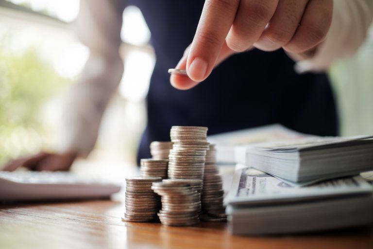 Leading Firm Raises Associate Starting Salaries to $250,000, Setting New Industry Standard