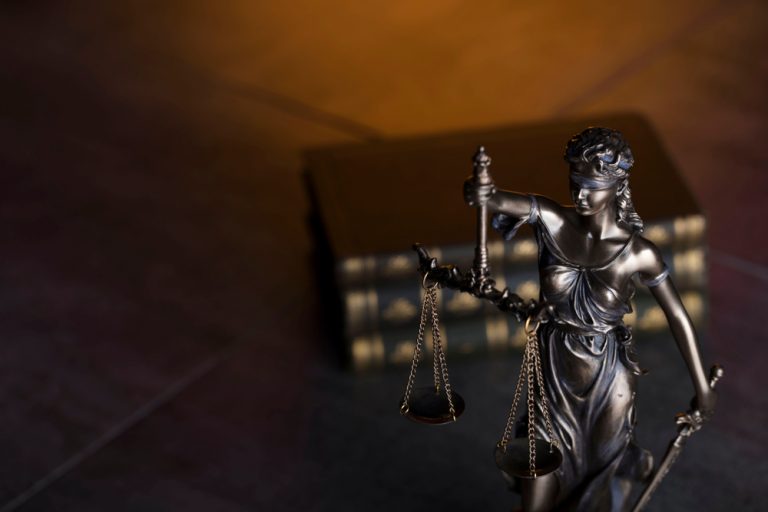 Democrats in US Senate Push Legislation for Binding Ethics Code for Supreme Court Democrats in US Senate Push Legislation for Binding Ethics Code for Supreme Court