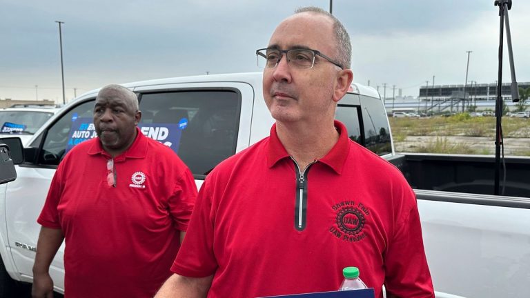 UAW President Shawn Fain’s Warning Spurs Negotiations for Better Compensation in U.S. Auto Industry
