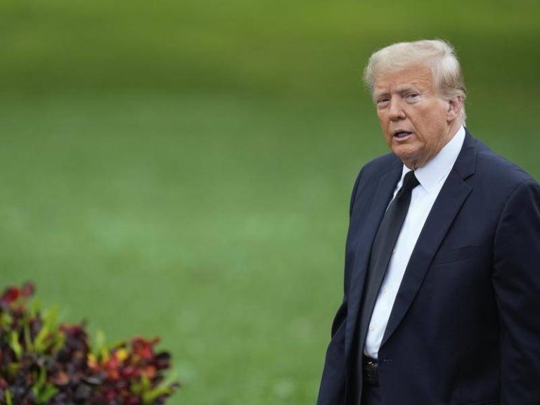 Trump Urges Supreme Court Reversal of Colorado Decision Trump Urges Supreme Court Reversal of Colorado Decision